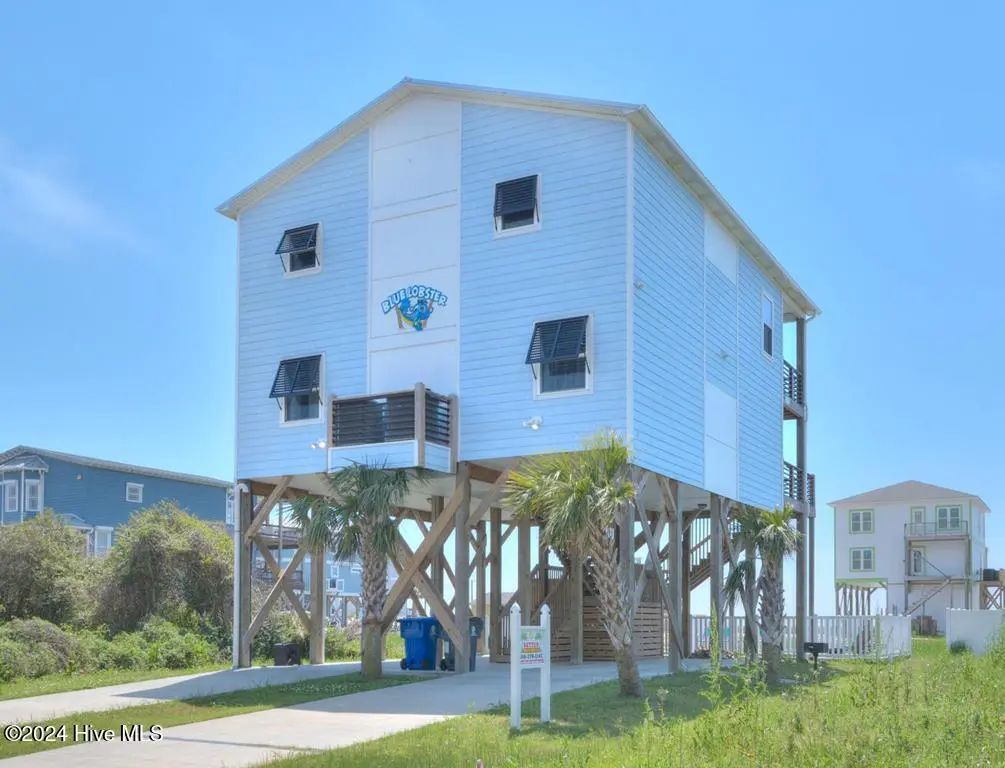 5207 E Pelican Drive, Oak Island