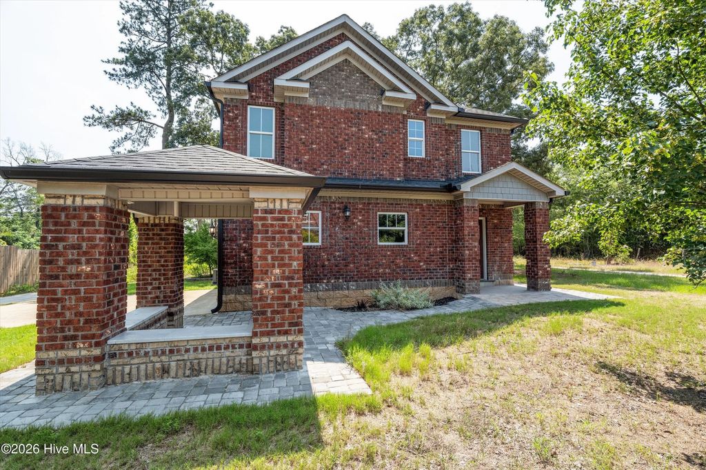 1423 Edgefield Road, North Augusta