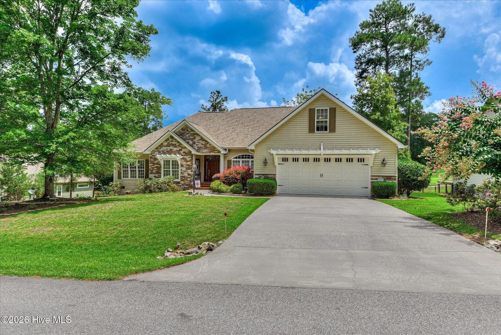 275 Fairway Drive, McCormick
