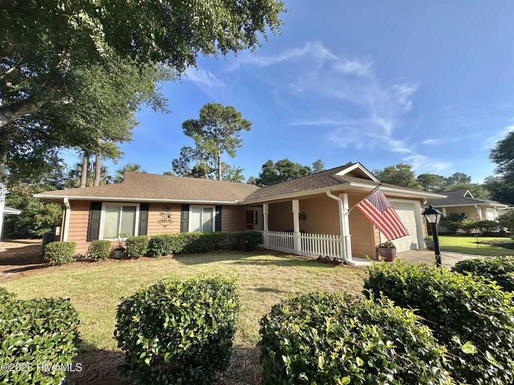 515 Fairway Drive W, Sunset Beach