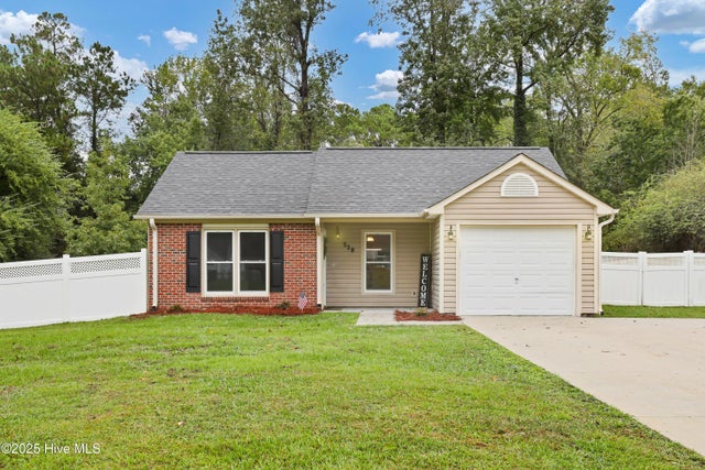 538 Shadowridge Road, Jacksonville