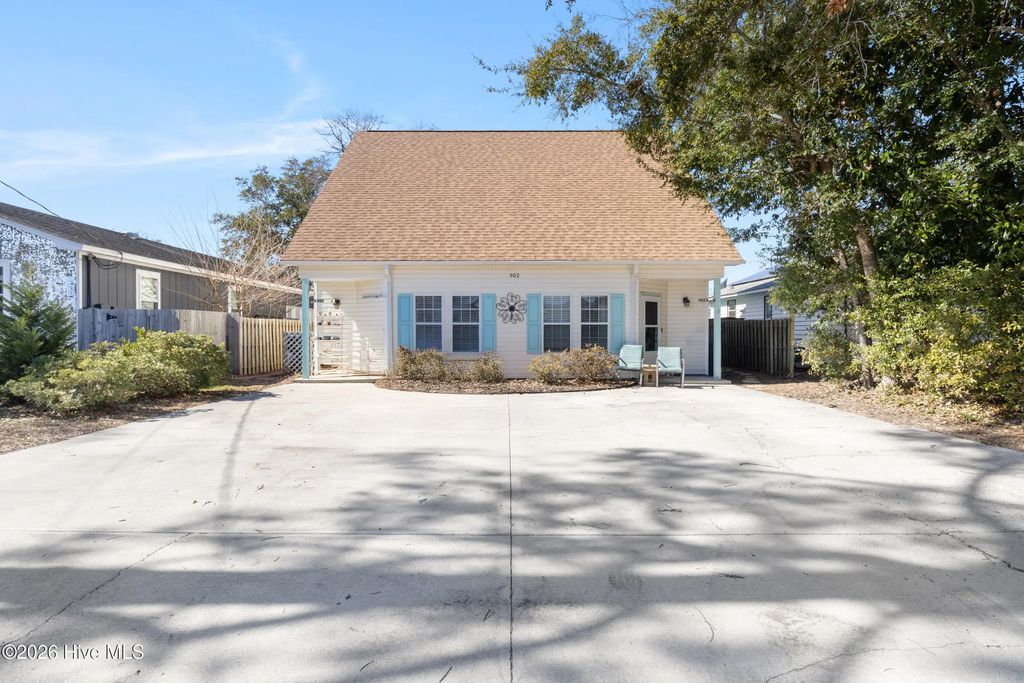 902 Fifth Street S A & B, Carolina Beach