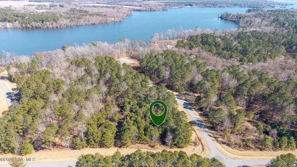800 Batts Island Road, Edenton