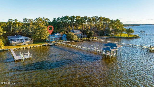 221 Creek Road, Beaufort