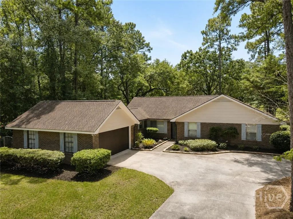 211 Cherokee Trail, Hinesville