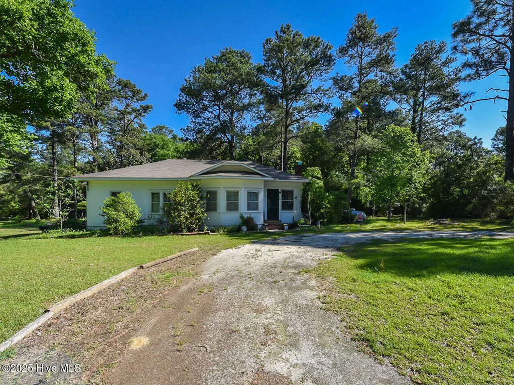 224 Foxfire Road, Aberdeen