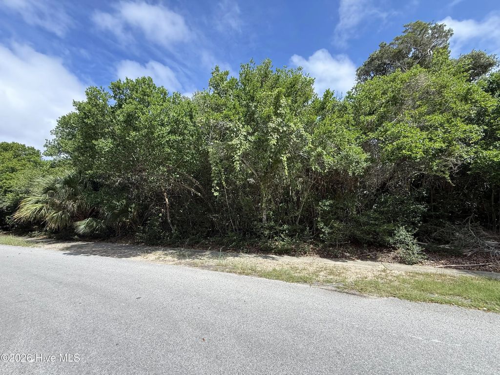 645 Chicamacomico Way, Bald Head Island