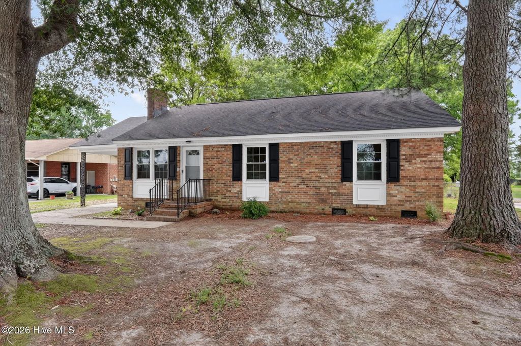 2208 Imperial Avenue E, Wilson