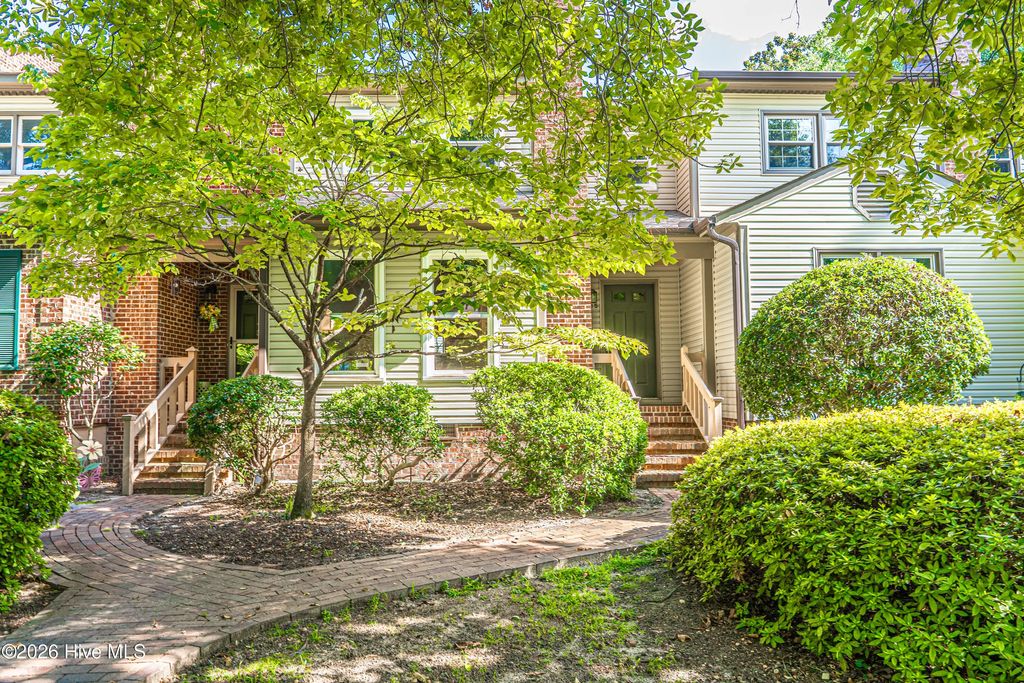 185 S Ashe Street, Southern Pines