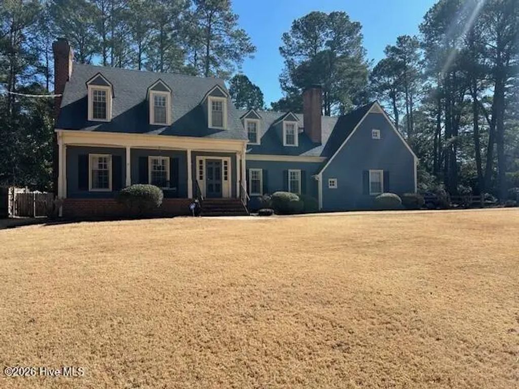 1110 Lakeside Drive Nw, Wilson