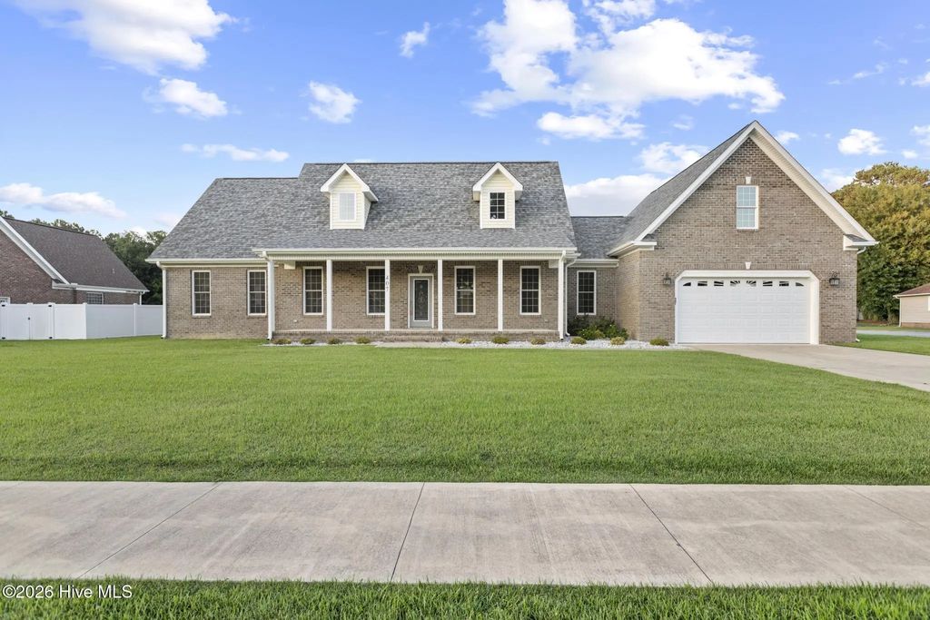 407 King Richard Court, Jacksonville
