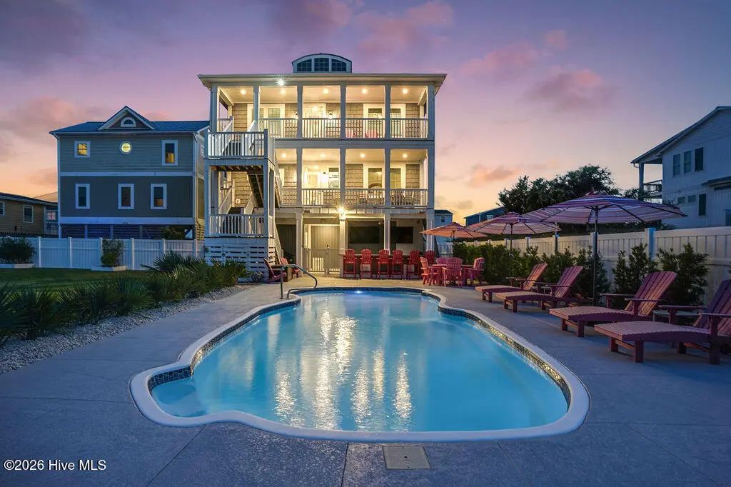 126 W Beach Drive, Oak Island