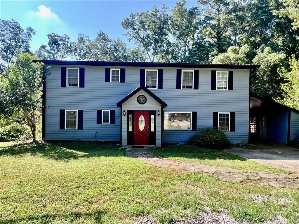 112 Cherry Lane, Athens