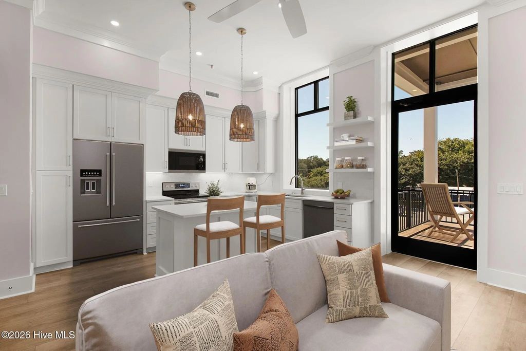 805 Mulberry Street Unit 201, Beaufort