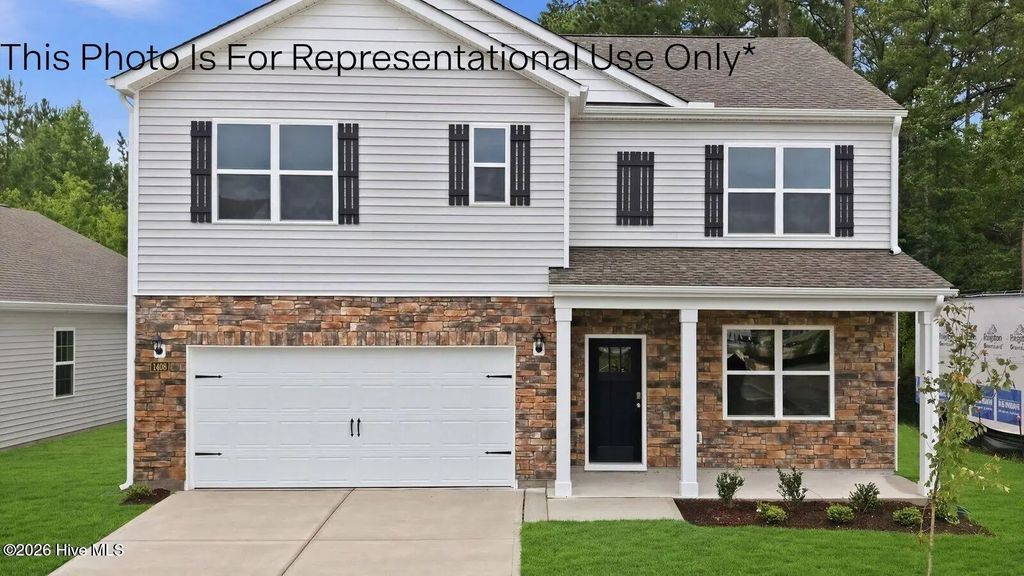 1405 Green Ridge Drive, Winterville