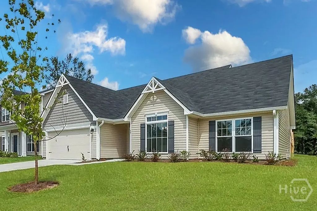 66 Swallow Tail Circle, Savannah