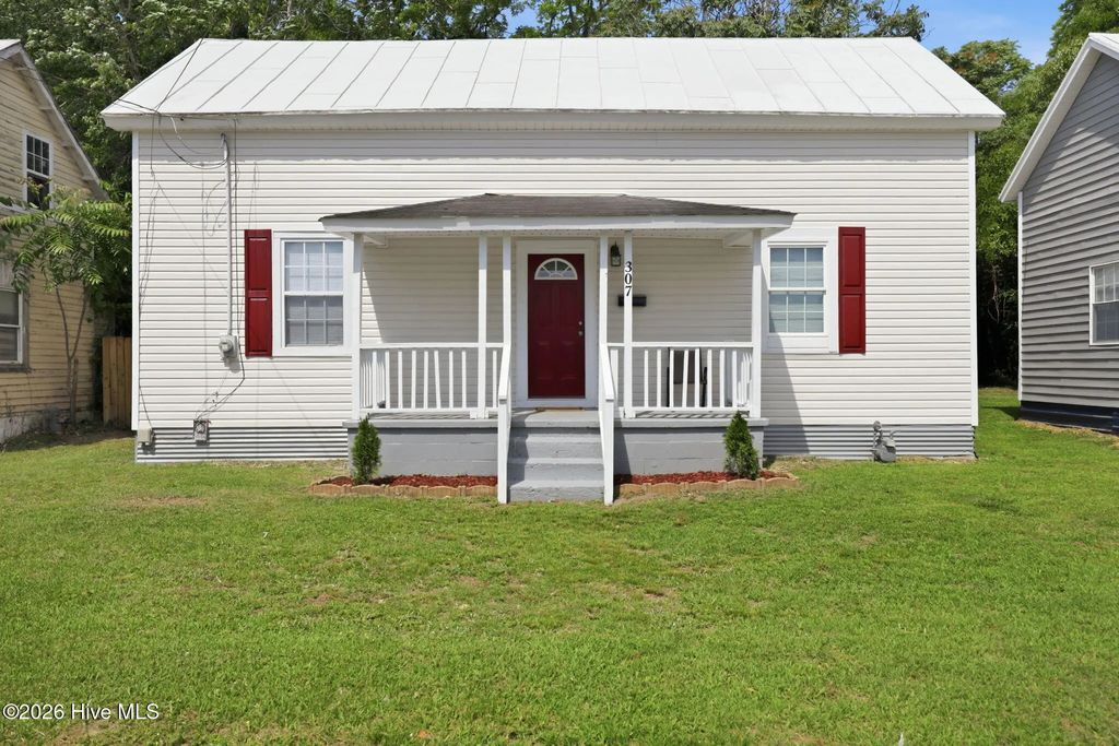 307 S Mcdaniel Street, Ash