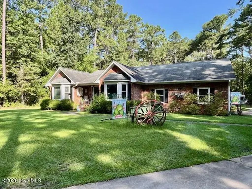 5222 Us 17 Highway S, New Bern