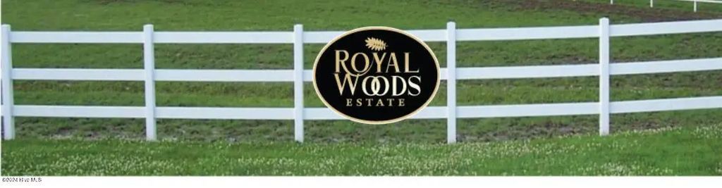 525 Nicely Way, Whispering Pines