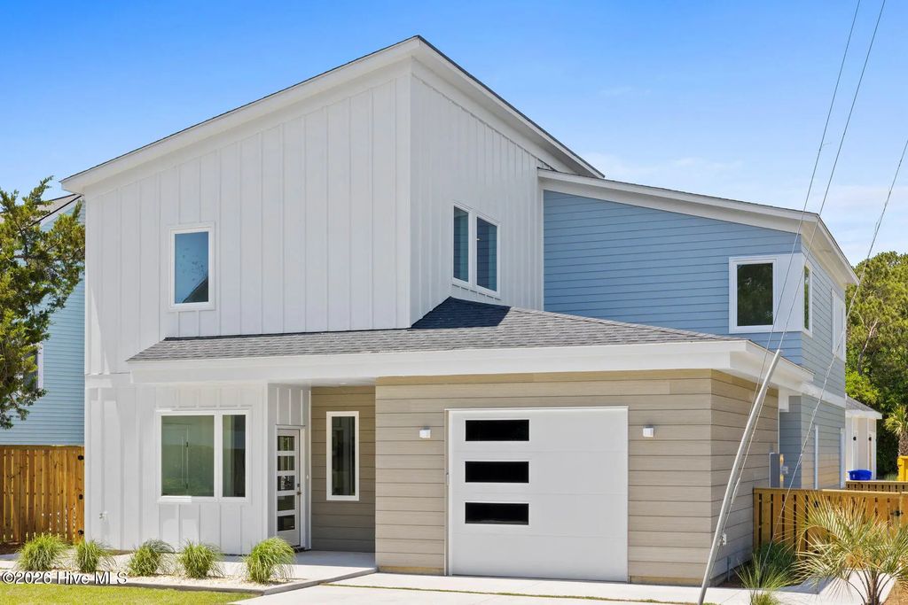 1100 S Sixth Street S, Carolina Beach