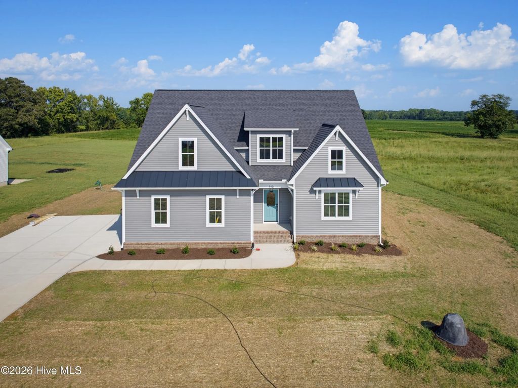 5401 River Buck Road, Spring Hope
