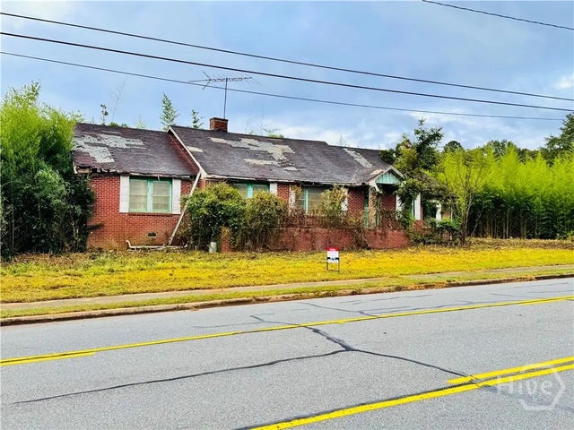 1550 Athens Highway, 