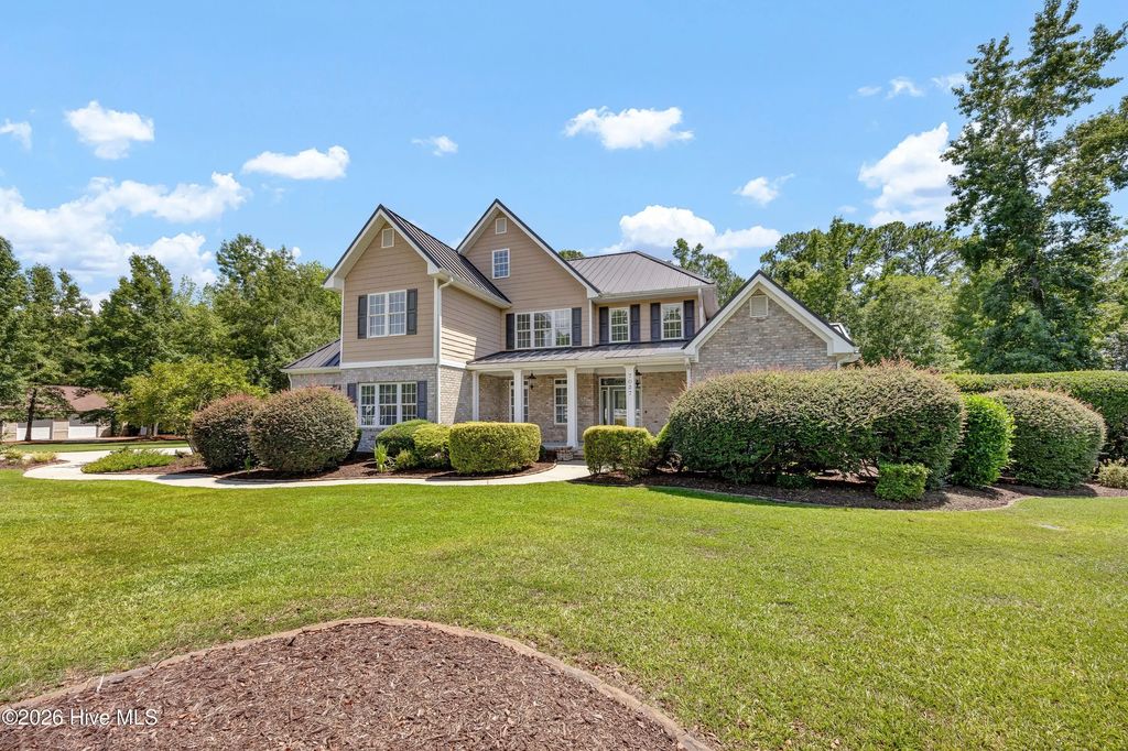 7037 White Bridge Lane Se, Leland