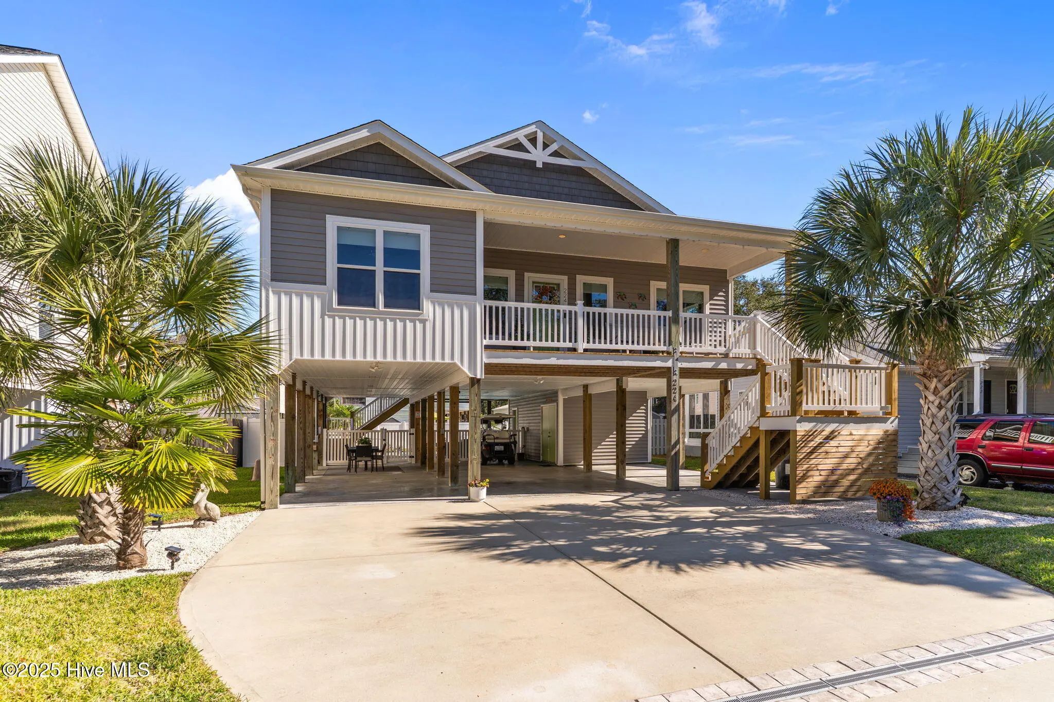 224 Ne 58th Street, Oak Island Wooded