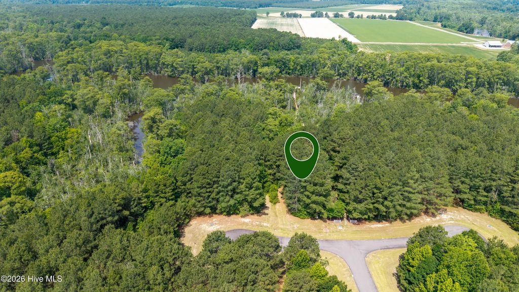 220 Colleton Court, Edenton
