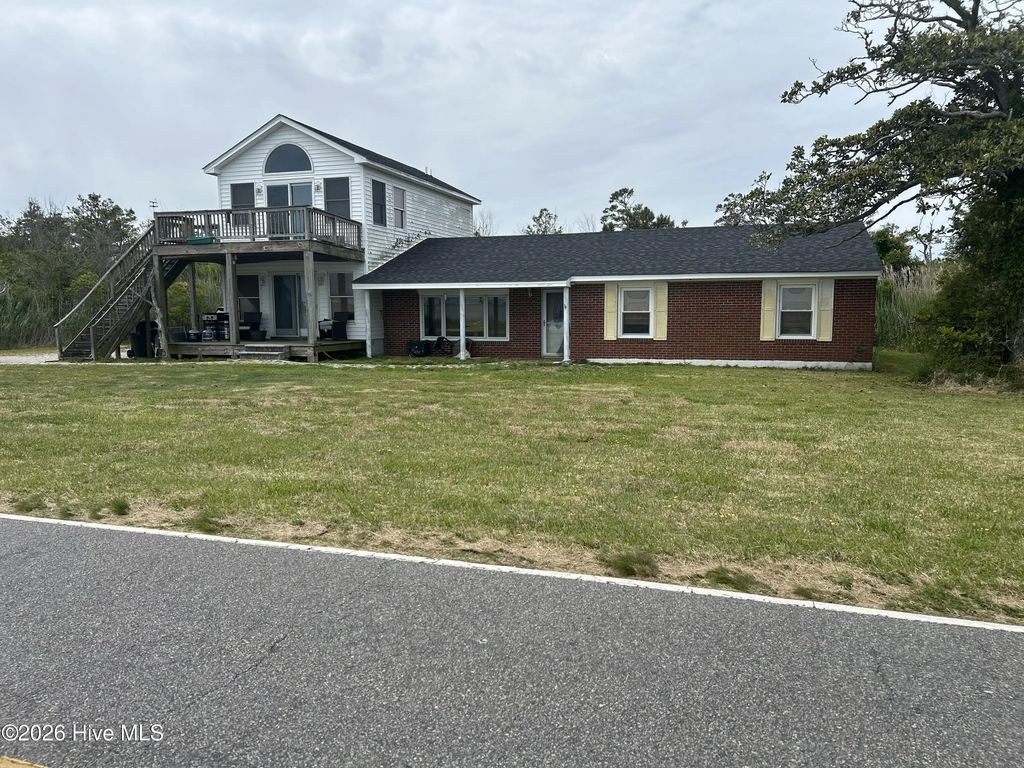 1281 Waterlily Road, Coinjock
