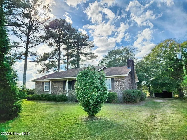 2013 Holland Road, Greenville