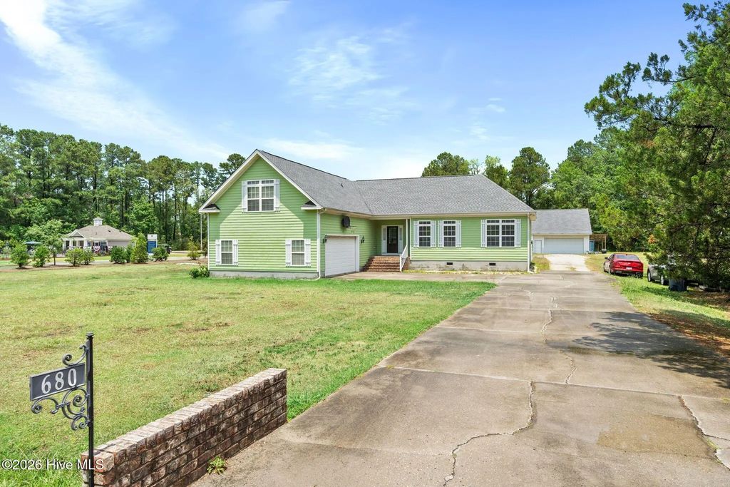 680 Calabash Road Nw, Calabash