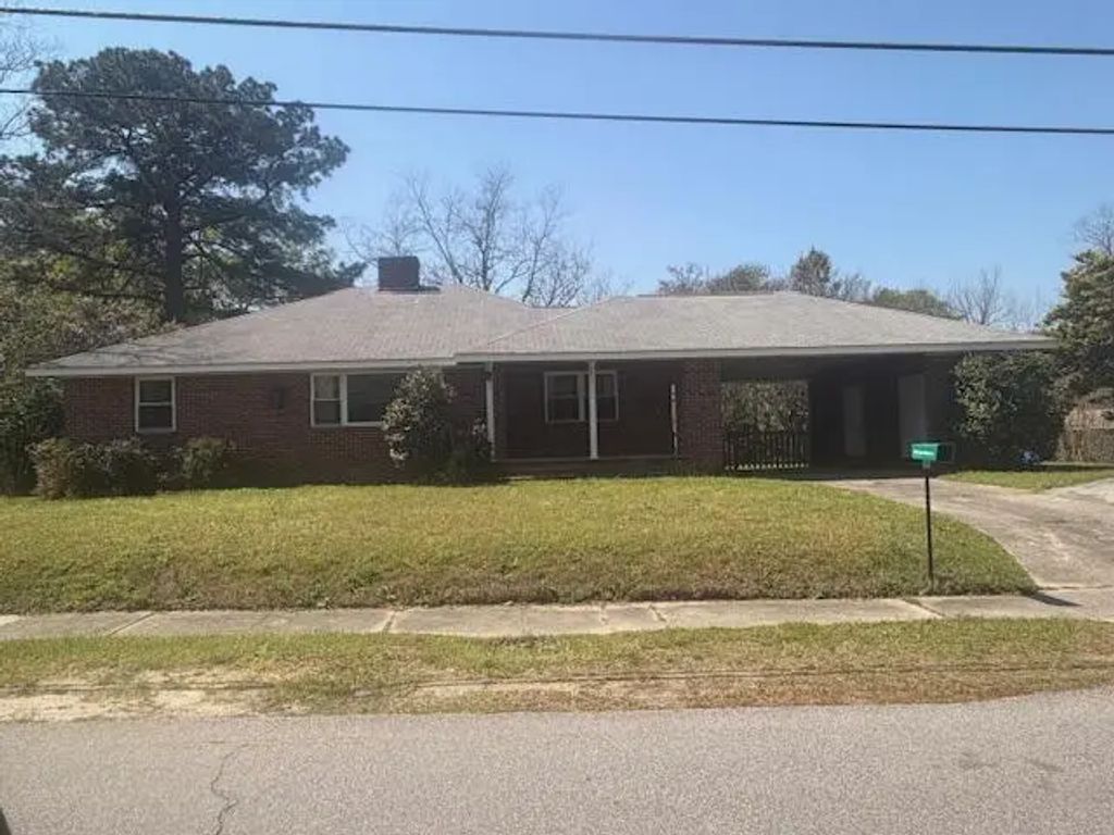 227 N Whitehead Street, Warren