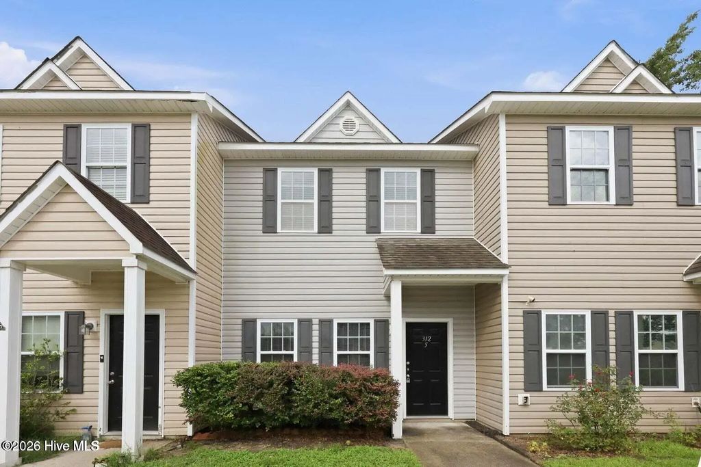 312 Burley Drive 5, Hubert