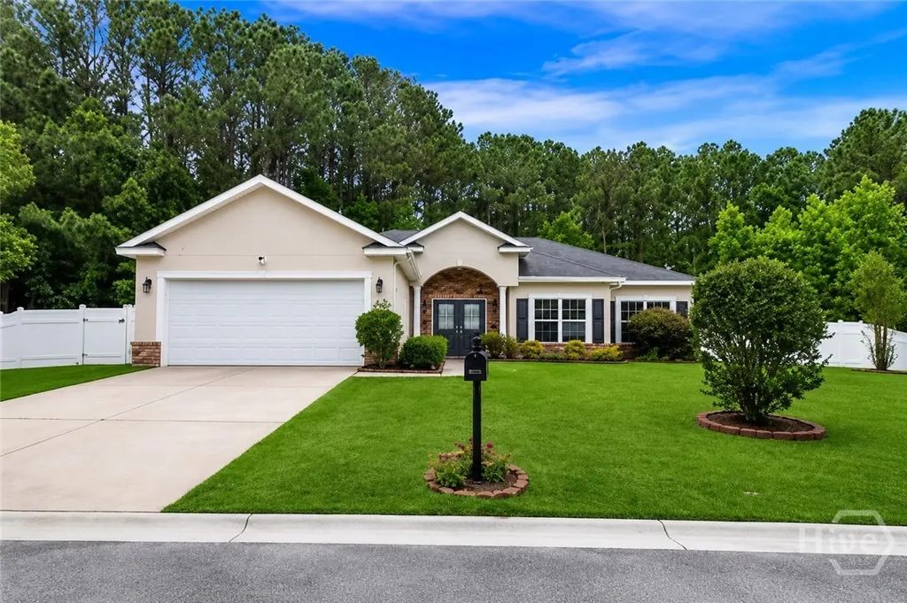 504 Amsonia Circle, Guyton