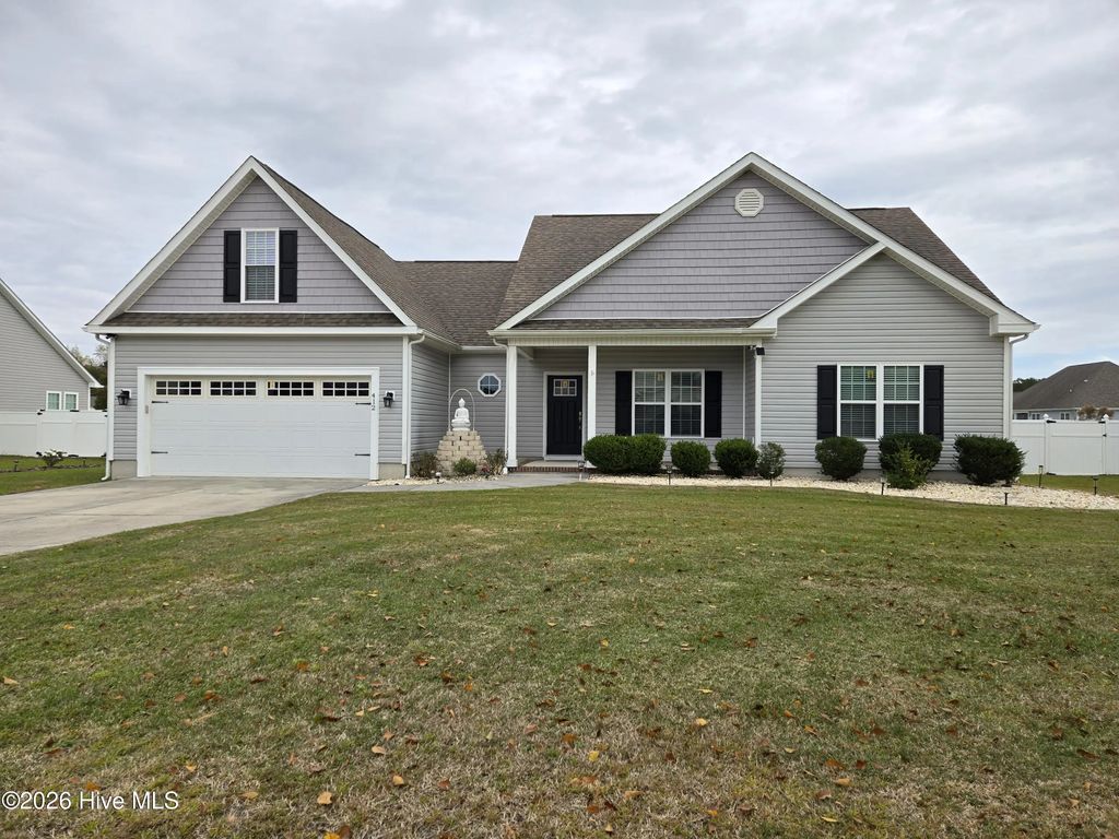 412 Moss Springs Drive, Peletier
