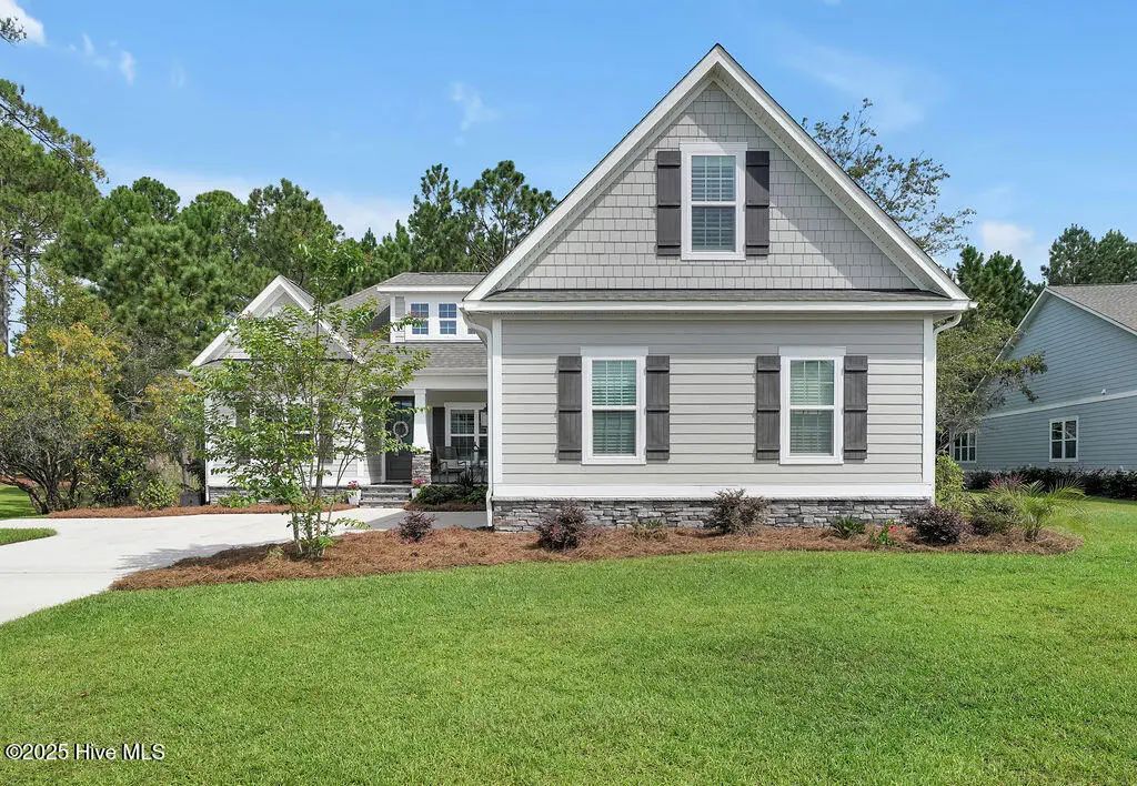 553 Stanwood Drive Se, Bolivia