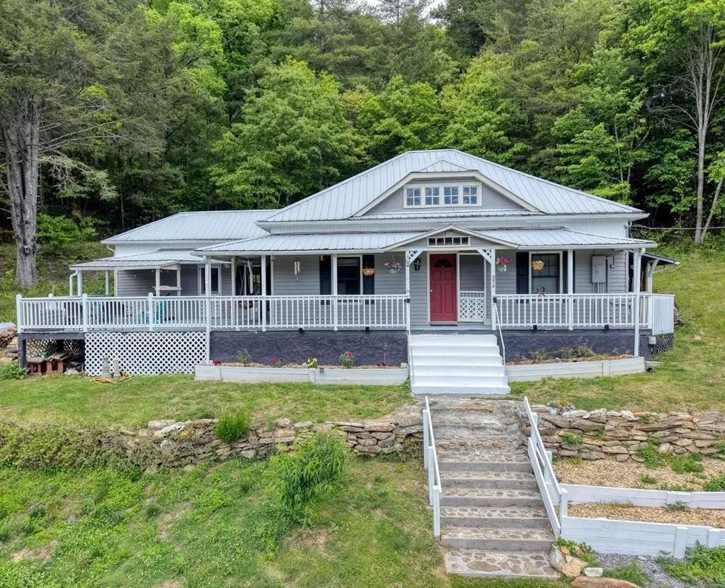 3610 Highway 294, Murphy