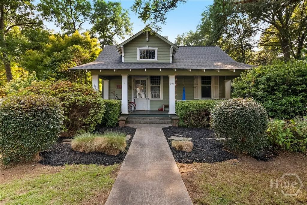 229 Church Street N, Winterville