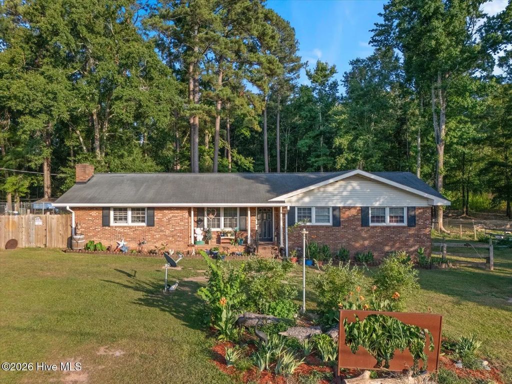 4514 Windsor Spring Road, Richmond