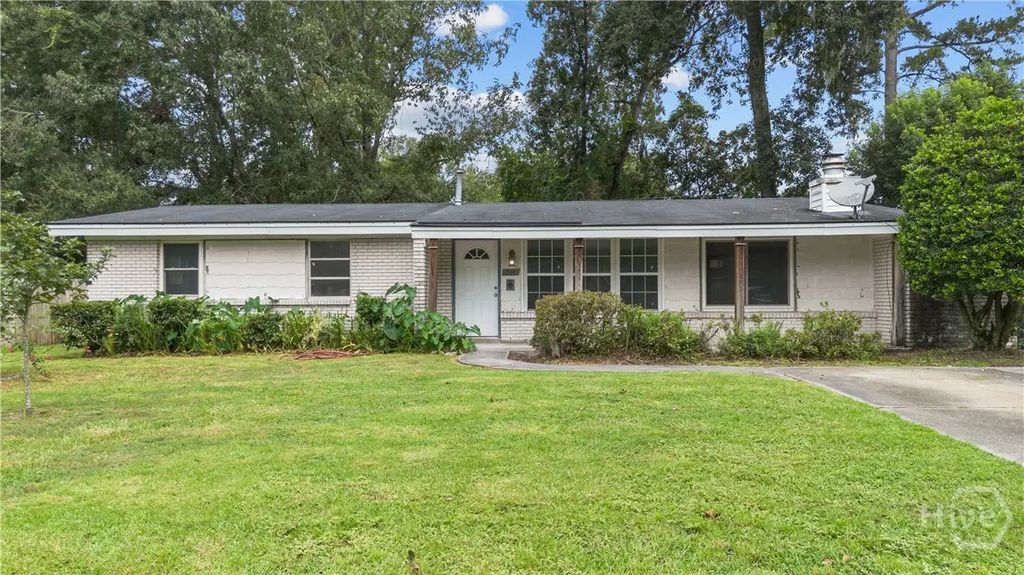 206 Van Nuys Boulevard, Savannah