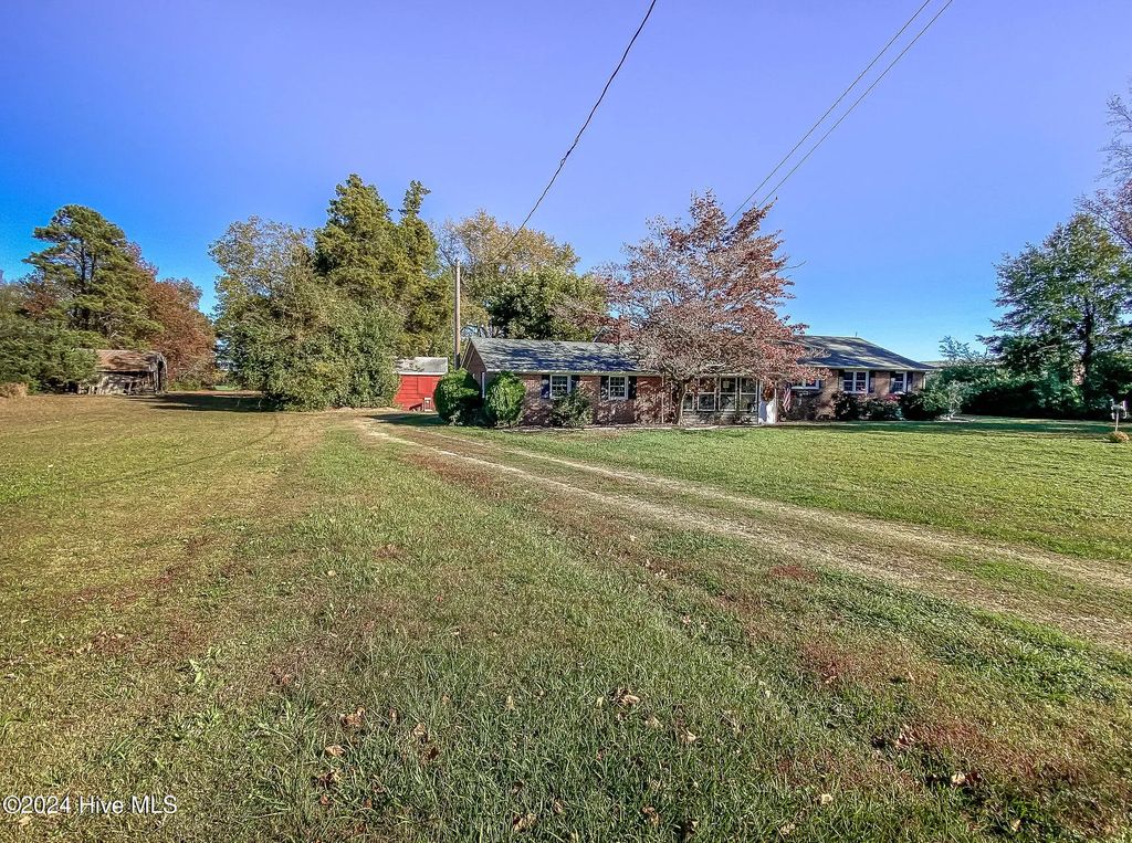 4271 Caratoke Highway, Barco