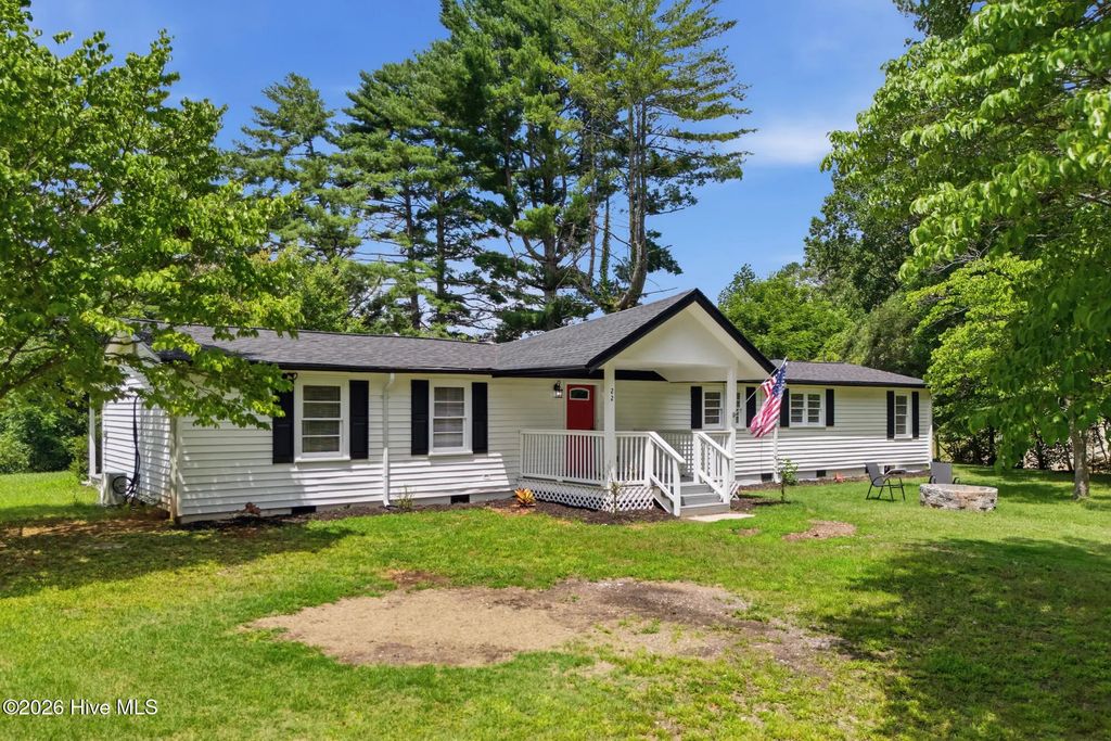 22 Gardenia Way, Blairsville