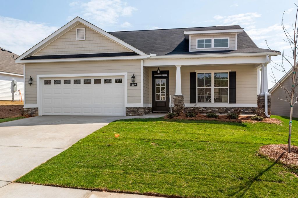 210 Dublin Loop, Columbia