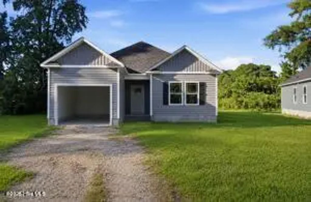 314 Camp Creek Drive, Oriental