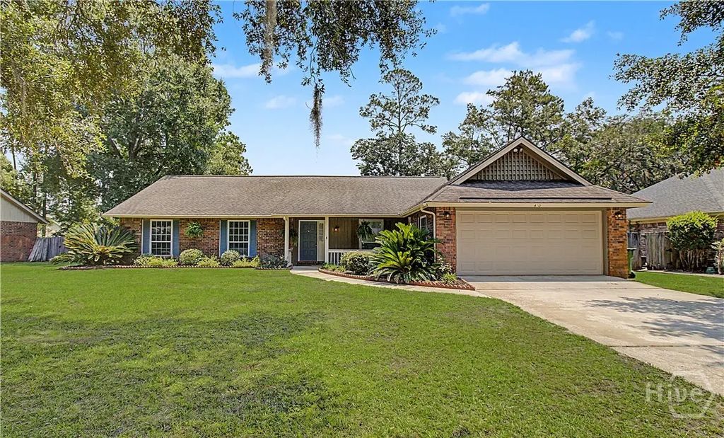 410 Club Drive, Hinesville