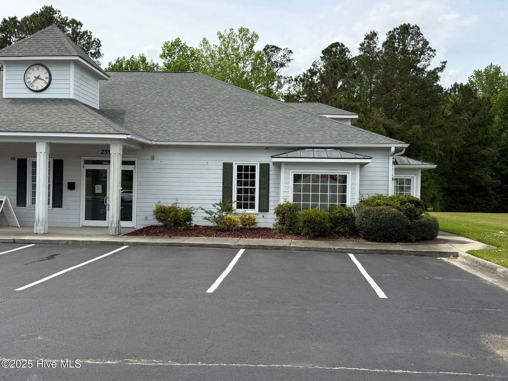 2599 Henderson Drive, Jacksonville