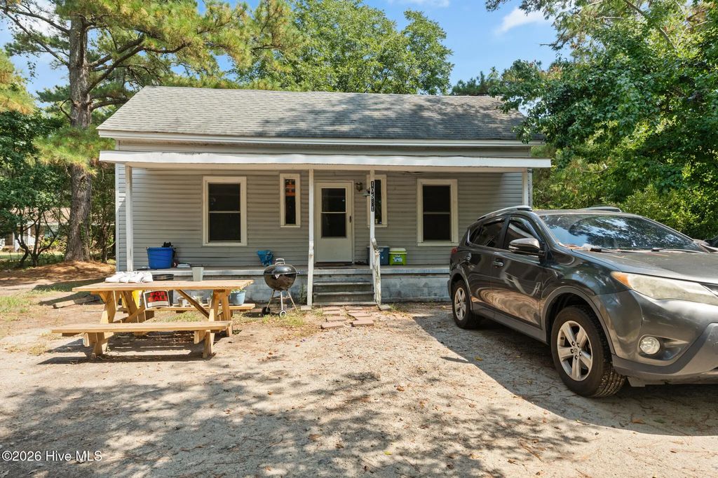 10581 Turnpike Road, Laurinburg