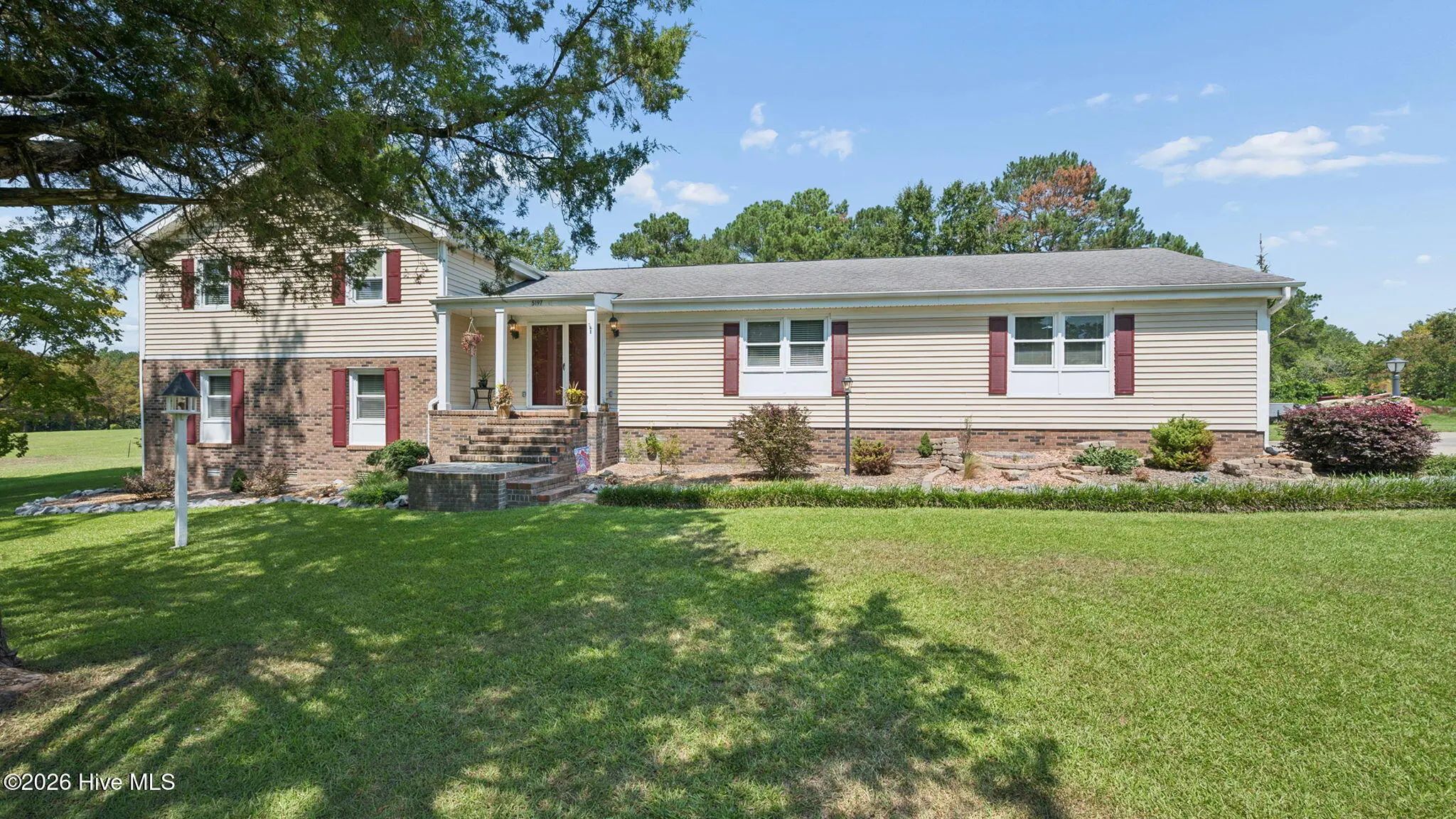 5197 Nc Hwy 33 E, Greenville