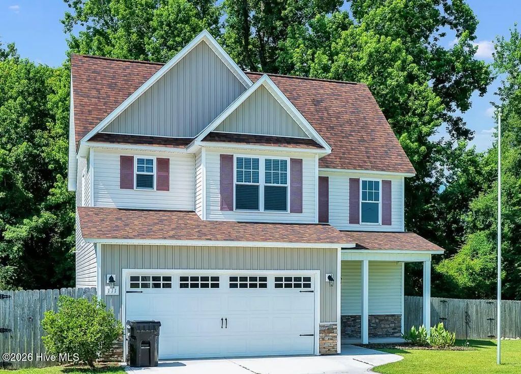 111 Chasity Way, Hubert